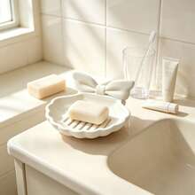 1pc Bowknot Shell Shaped Soap Dish, Thickened Ceramic Material With Hollow Drainage Design For Quick Drying, Countertop Storage Keeps Soap Dry And Durable, Suitable For Exquisite Home Decor Enthusiasts, Bathroom Sink Soap Storage, Say Goodbye To Sticky Soap Dishes And Refresh Your Countertop, Desktop Storage Tray For Toiletries - White - View 6