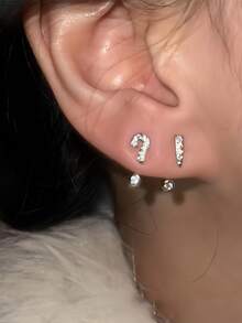 1 Pair Cool Unique Personalized Sparkling Question Mark & Exclamation Mark Asymmetrical Stud Earrings - Silver - View 2