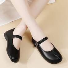Sepatu Flat Wanita dengan Ujung Terpisah, Sepatu Balet dengan Tali Gesper untuk Perjalanan Sehari-hari, Acara Santai, dan Paduan Mode Sehari-hari - Hitam - View 5