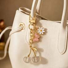 1 pieza Llavero de cereza artificial brillante nuevo unisex, Charm de bolso de cereza 3D elegante y exquisito - Multicolor - Ver 4