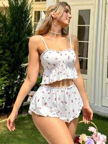 2件組女款秋季櫻桃印花居家服 荷葉邊下擺細肩帶波浪邊方領睡衣套裝 甜美睡衣 - 白色 - 查看 3
