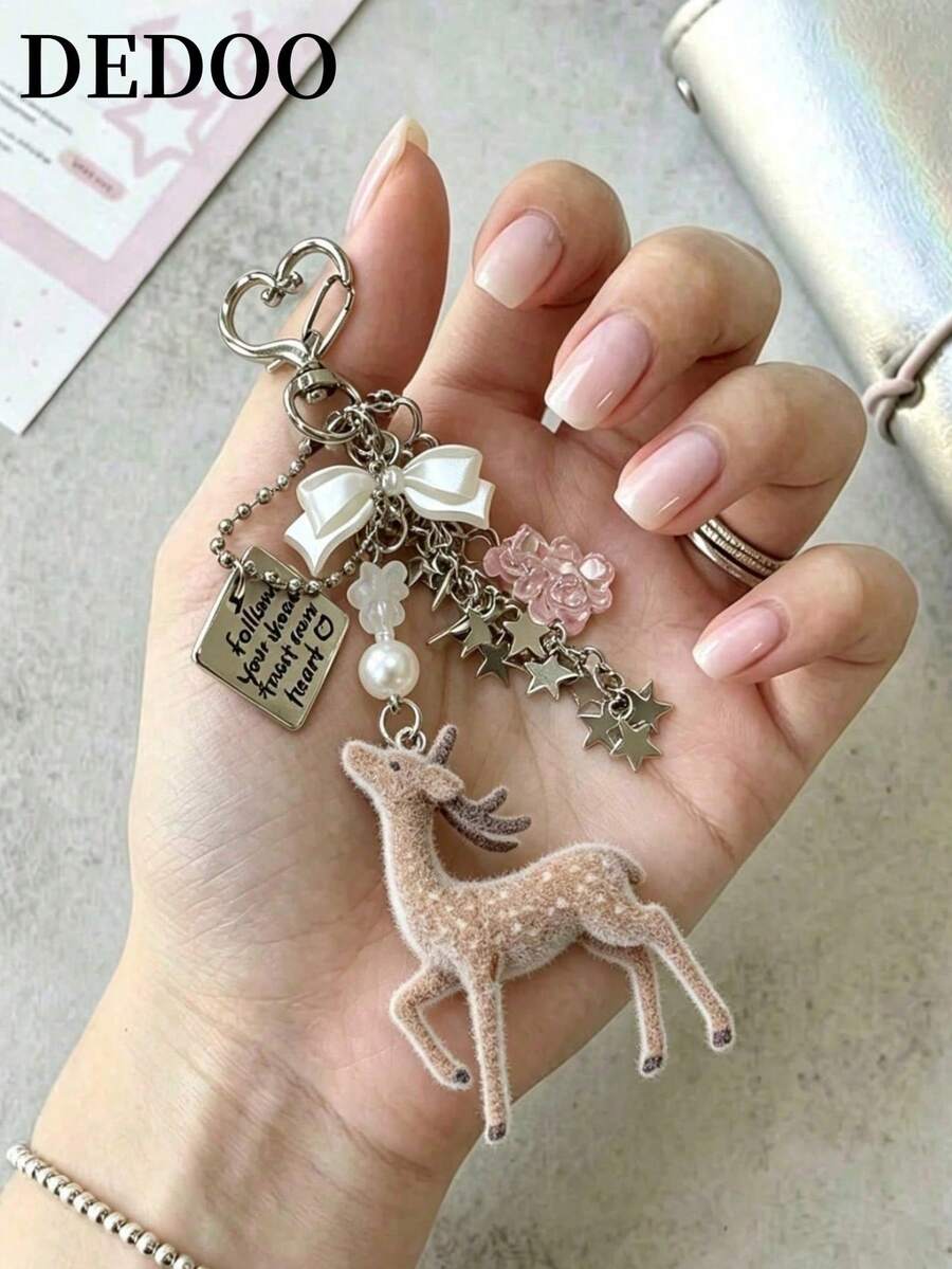 Dedoo 鹿形鑰匙圈吊飾,蕾絲珍珠蝴蝶結包包掛飾,韓系甜美三葉草後背包掛鏈,Y2K女孩風禮物 - 彩色 - 查看 1