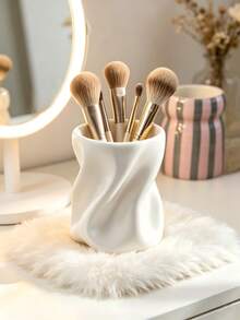 1pc Wavy Toothbrush Holder, Bathroom Countertop Organizer, Can Hold Toothbrushes, Toothpaste, Makeup Brushes And Personal Care Items, Sink, Bathroom, Bedroom, Dorm Room Vanity Storage Cup, Back To School Dorm Essentials, Autumn Decor, Gift, Wedding, Halloween - Multicolor - View 1
