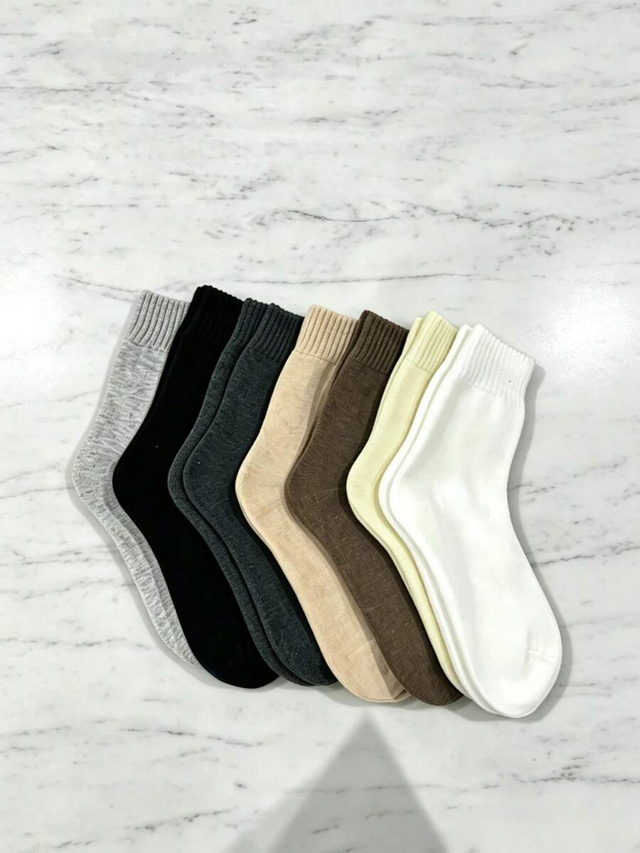 1/3/7 Pairs Men's Black Winter Thermal Lined Warm Socks, Thickened Brushed Socks, Cold-Proof Warm Hiking Socks, Winter Thick Fuzzy Socks, Easter Suitable For Outdoor Activities, Cycling Socks, Couple Socks, Women's And Men's Warm Boot Socks, Thickened Ski Socks - Black 2 Pairs - View 1