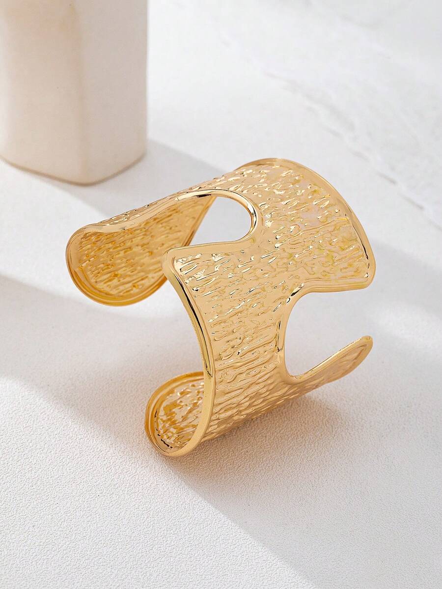 1pc European & American Fashion Wide Exaggerated Line Texture Asymmetrical Shape Premium Open Bangle - Gold - View 1