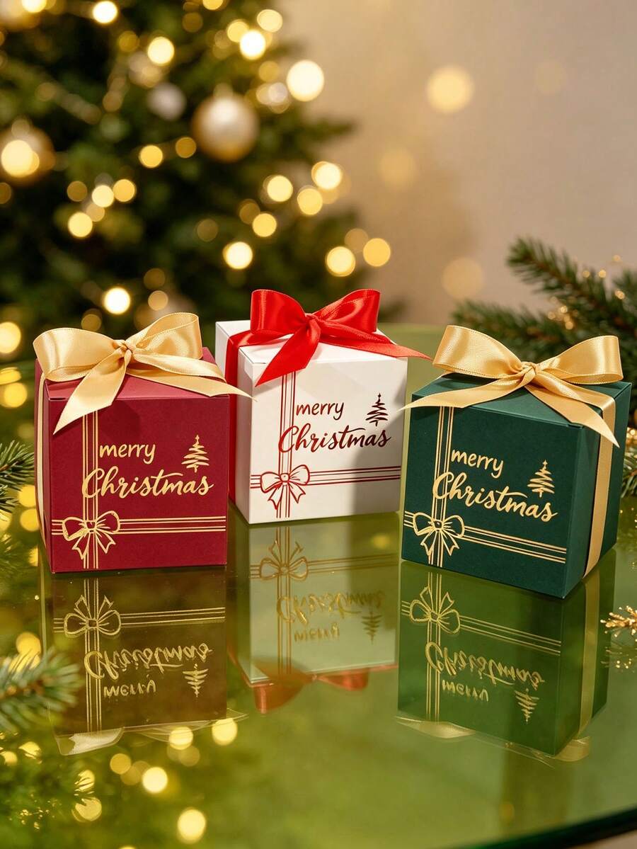 5 hộp quà Noel bọc sẵn hình vuông tối giản với họa tiết ruy băng chéo và thông điệp ngày lễ viết tay, giá đỡ quà mini lắp nhanh cho trao đổi văn phòng, tiệc tối mùa đông, họp mặt gia đình và bàn tiệc lễ hội