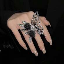 1pc Gothic Dark Style Black Rose Hollow Butterfly Ring, Suitable For Women's Daily Casual, Travel, Banquet, Music Festival, Party Events, Halloween Accessory, Holiday Gift - Silver - View 3