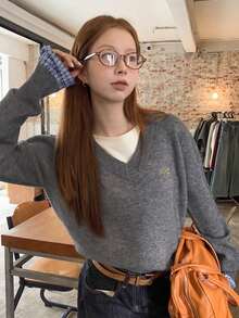 Autumn/Winter Korean Style 2 In 1 Plaid Patchwork Knit Sweater Women's Design V-Neck Embroidered Loose Slouchy Colorblock Pullover - Grey - View 2