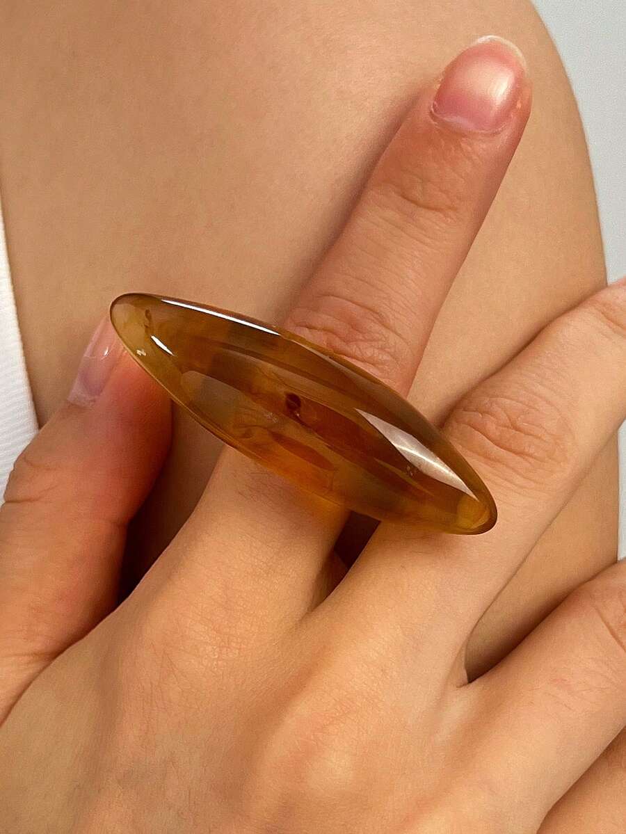1件時尚復古極簡誇張個性樹脂橢圓形戒指,適合女性日常與度假穿搭 - 淺咖啡色 - 查看 1