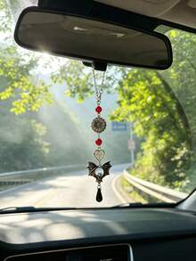 Pingente de Espelho Retrovisor de Morcego Escuro, Ornamento Pendurado de Decoração de Carro com Conta Vermelha de Margarida Vintage, Charme de Espelho Retrovisor de Morcego Gótico, Pingente Pendurado de Interior de Carro com Conta Vermelha de Margarida em Forma de Coração e Gota de Água - Flor de Morcego - Visão 13