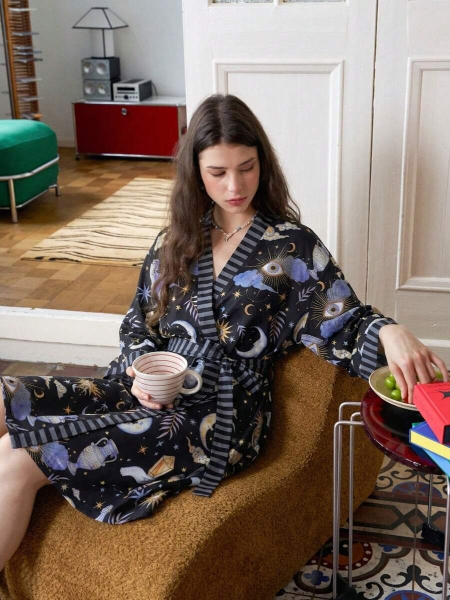 Women's Vacation Style Colorblock Universe Star & Moon Print Robe - Black - View 1