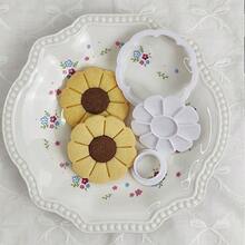 3Pcs Sunflower Cookie Cutter Set, Floral Embossing Baking Molds, DIY Assemble Flower Cookie Stamp For Afternoon Tea & Handmade Dessert - View 9