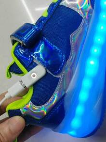 青少年輪滑鞋 爆款四輪輪滑鞋 小號四輪輪鞋 LED可充電發光鞋 燈光鞋 - 藍色 - 查看 9
