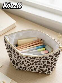 1 buah Tempat Pensil Motif Leopard Retro dengan Resleting, Kapasitas Besar, Ringan, dan Serbaguna, Organizer Alat Tulis & Makeup untuk Remaja Putri dan Siswa, untuk Sekolah, Kantor, Perjalanan, dan Penggunaan Sehari-hari - Motif Leopard Karamel - View 6