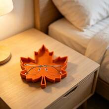 1pc Maple Leaf Shaped Storage Tray, Autumn Home Decor, 3D Printed Autumn Decorative Tray, Vanity Jewelry Tray, Entryway Key Holder, Bedside Table Desktop Storage Tray, Can Hold Watches, Keys, Earphones, Desktop Decoration, Ideal Holiday Gift - View 4