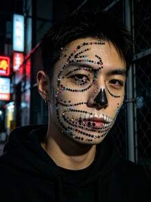 1件裝萬聖節半臉骷髏輪廓亮片貼紙，附自黏寶石，多色組合DIY，適合懶人Cosplay骷髏造型，萬聖節禮物 - 彩色 - 查看 3