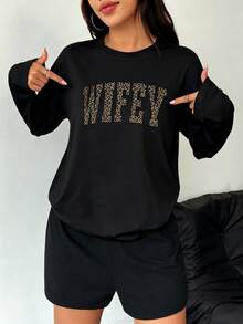 Women's WIFEY Leopard Print Letter Long Sleeve T-Shirt, Autumn/Winter Daily Home Base Layer, Loose And Comfortable Fit, Casual Wear, Suitable For Sleeping And Going Out - Black - View 1