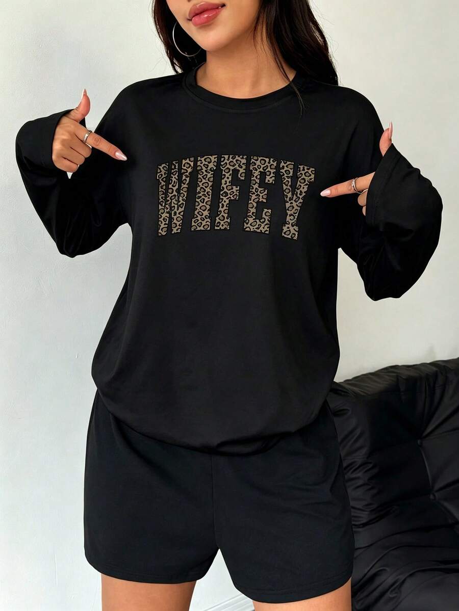 Women's WIFEY Leopard Print Letter Long Sleeve T-Shirt, Autumn/Winter Daily Home Base Layer, Loose And Comfortable Fit, Casual Wear, Suitable For Sleeping And Going Out - Black - View 1