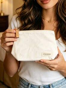 L'Occitane Tas Kosmetik Tote Bordir Provence dengan Lapisan Kanvas, Kantong Penyimpanan Kecantikan dengan Logo untuk Perjalanan dan Penggunaan Sehari-hari, Hadiah Elegan untuk Wanita LOCCITANE‑GIFT‑13 - Aprikot - View 2