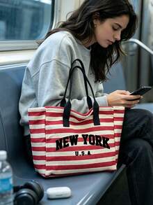 復古黑白條紋 NEW YORK 印花托特包套組，大容量主包附配套小化妝收納包，對比紅色字母美式復古風，耐用耐磨布料，手提設計，適合書籍、筆電、海灘用品、通勤、上學、旅行，適合學生、教師、上班族女性、旅行愛好者，開學季、教師節、生日、度假實用禮物，適合日常購物、海灘出遊、短途旅行 - 彩色 - 查看 6