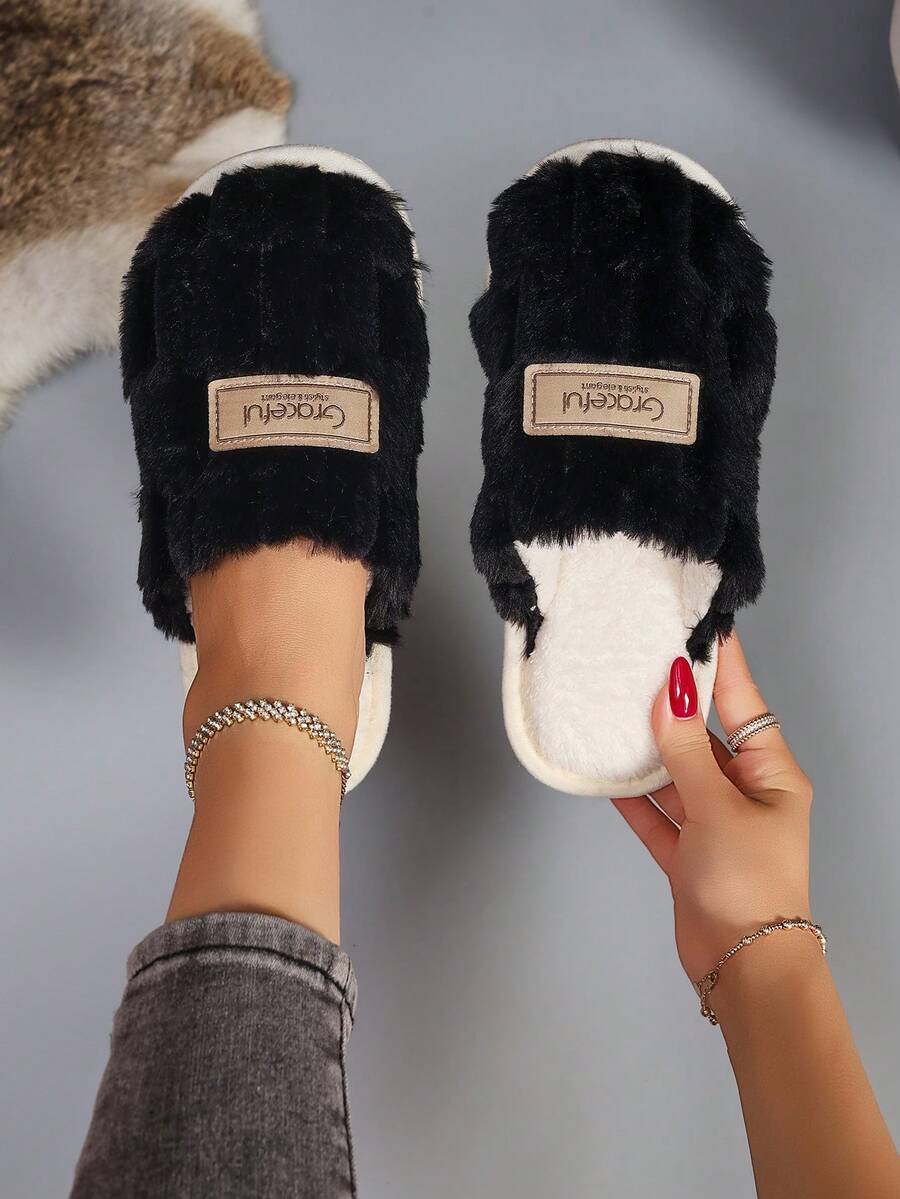 Women's Fashion Plaid Closed-Toe Lightweight Comfortable Slippers For Home, Autumn/Winter - Black Plaid - View 1