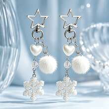 1pc/2pcs Women White Snowflake Pendant Heart Beaded Accessory Faux Mink Ball Charm Star Keychain Christmas Gift Bag Decoration - White - View 3