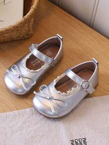 Girls' Lace Trim Soft Sole Baby Walking Shoes With Hook And Loop Princess Shoes - Silver - View 1