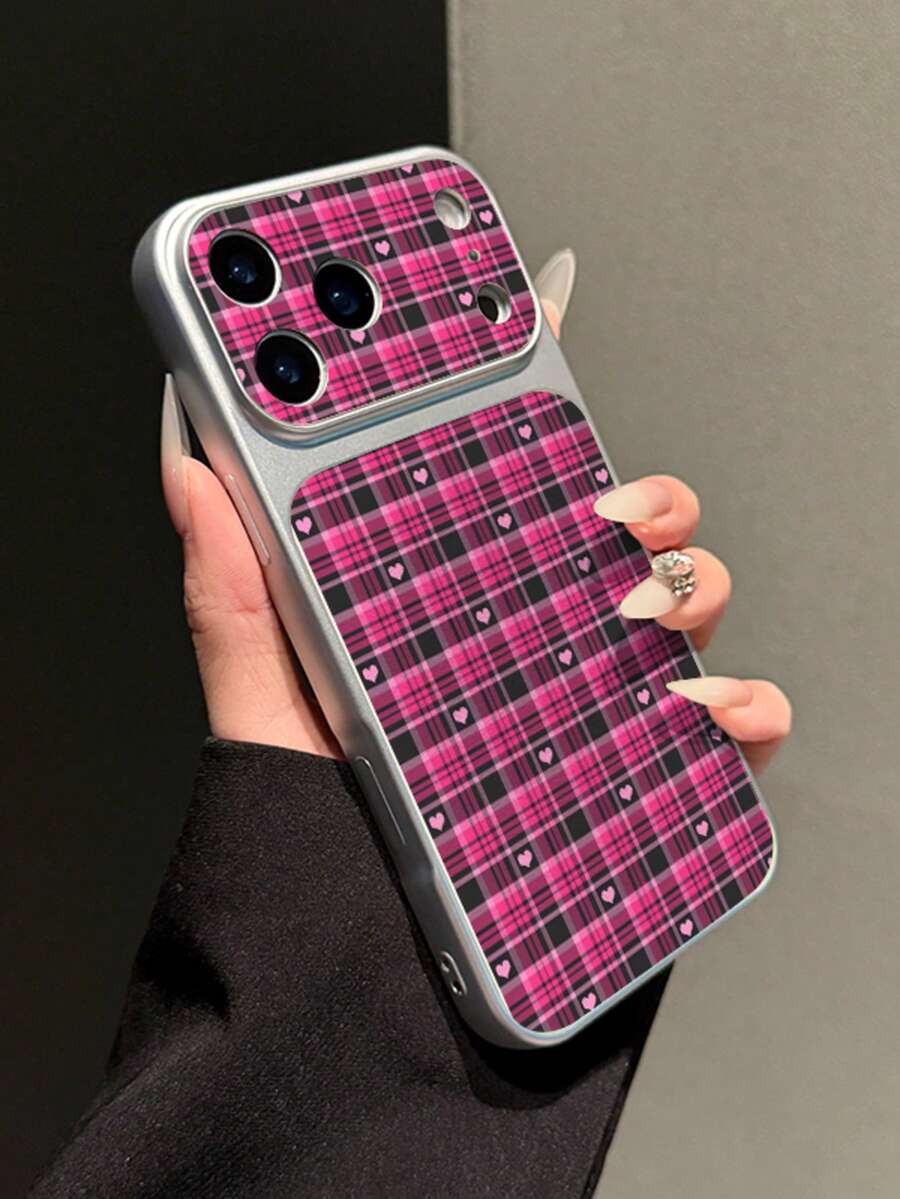 1pc Rose Red & Black Plaid Small Heart Flat Leather Texture Phone Case Electroplated Matte Silver Edge Full Coverage 2mm Shockproof Creative Precision Cut Raised Large Window Quick Change 18PM Lens Soft Shell Daily Use Suitable For IPhone18Pro/18Promax/17/17Pro/17PROMAX/16/16Pro/16PLUS/16PROMAX/15/11/12/13/14/15Pro/14Pro/13Pro/15PROMAX/14PROMAX/13PROMAX - Multicolor - View 1