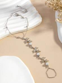1pc Fashion Unique Leaf & Faux Pearl Decor Tassel Bridal Wedding Dress Accessory Ring Bracelet Integrated Chain - Silver - View 4