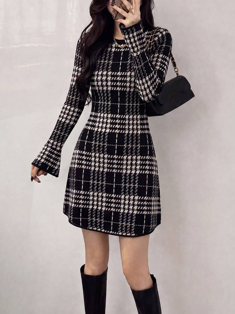 Gaun Sweater Pendek Rajut Kotak-kotak Terbaru untuk Wanita, Lengan Panjang, Potongan Ramping, Cocok untuk Dipakai di Musim Gugur/Musim Dingin - Hitam - View 1