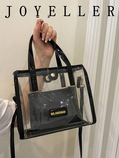 Esta nueva bolsa de playa transparente y resistente al agua tiene usos versátiles. Es un bolso de mano de moda y versátil para mamás, que se puede llevar en la mano o como bolso de hombro/cruzado. Es adecuado para el verano, las vacaciones y los viajes a la playa, y también es una opción perfecta para los festivales de música. Esta bolsa transparente, resistente al agua y a la arena es una elección ideal para actividades en la playa, picnics y llevar aperitivos.