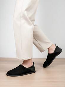 Men's Plus Size Wide Fit Slip-On Casual Loafers With Exquisite Embroidery Accents, Sturdy Stitching, Flexible Upper, Comfortable Fit - Black - View 8