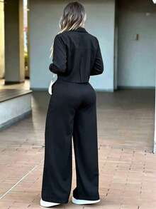 女款秋季時尚兩件套：純色休閒套裝，包含長袖上衣（前襟鈕扣口袋設計）與高腰直筒長褲 - 黑色 - 查看 4