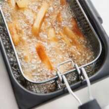 3.5L Deep Fat Fryer, Stainless Steel With Viewing Window And Safety Cut-Out Non-Slip, Easy Clean - YB162 - View 3