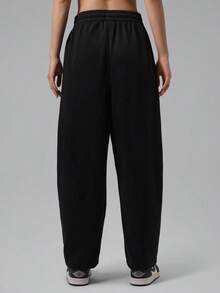 Jordan Women's AS W J BRK FLC WL PANT FT Sports Knit Pants IV7513-010 - Black - View 2