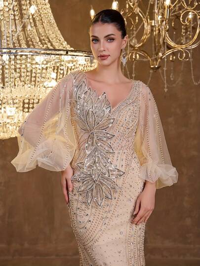 Beaded Sequin Lace Glass Diamond Three-Dimensional Petal Embellished V-Neck Lantern Sleeve Elegant Sexy Body-Hugging Fishtail Evening Gown