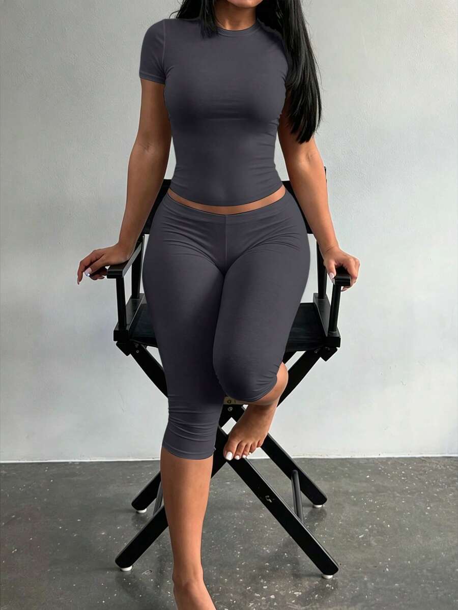 Women's Casual Round Neck Short Sleeve Solid Color T-Shirt And 3/4 Length Pants 2 Pieces Set Summer Yellow Outfit Elegant - Dark Grey - View 1