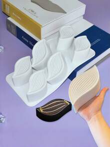 6-Cavity Wavy Leaf Mousse Cake Mold, Leaf Chocolate Silicone Mold, DIY Baking Tool - Multicolor - View 4