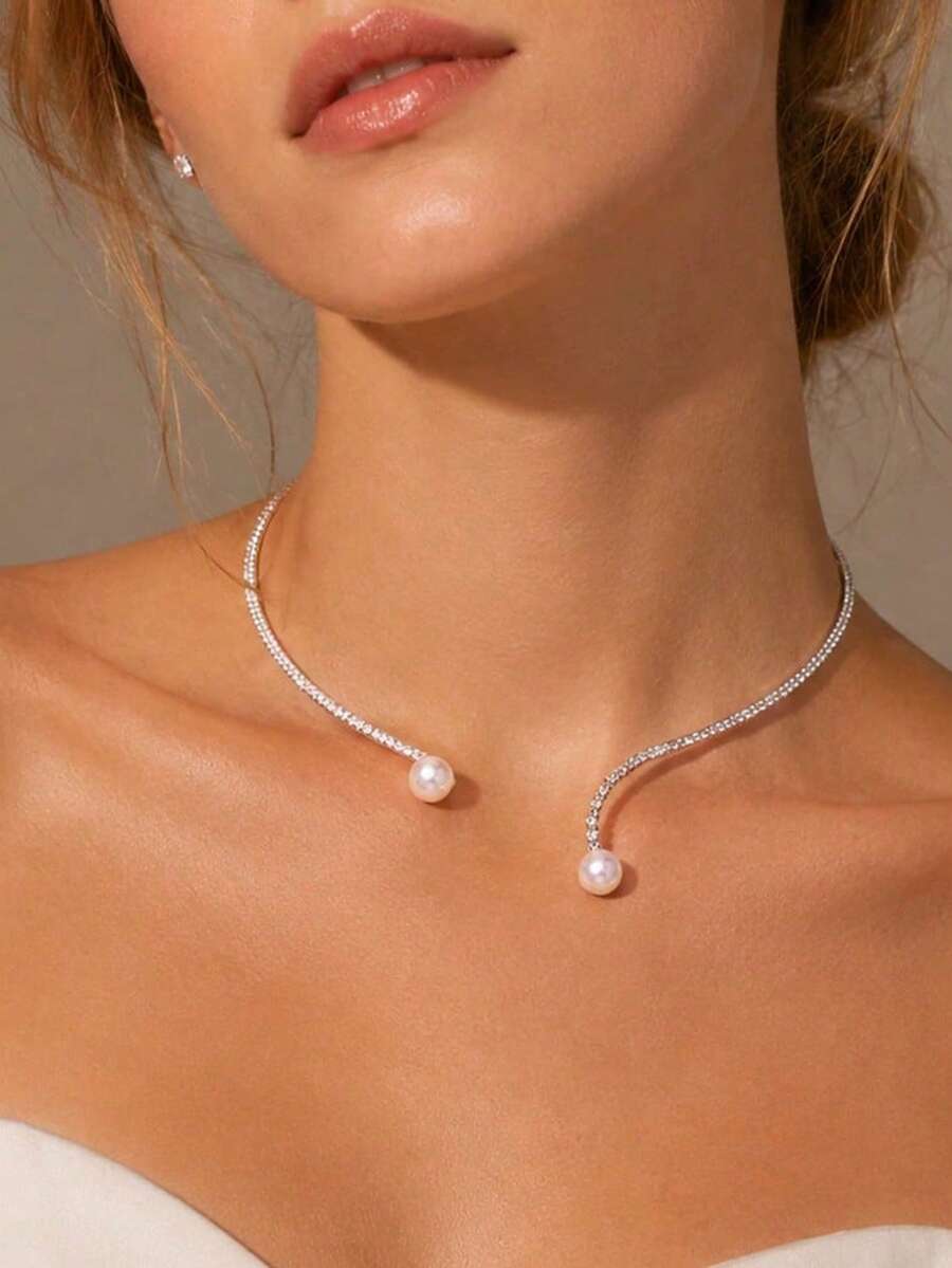 1pc Floral Rhinestone Open Collar Necklace For Women, Hot-Selling Full Rhinestone Super Shiny Pendant Necklace, Versatile Jewelry For Wedding, Party - Silver - View 1