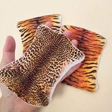 1pc Of Dollhouse Mini Scene Dollhouse Carpet, Available In Leopard And Tiger Patterns. The Material Is Made Of Cloth Blocks Instead Of Blankets, Suitable For Decorating Dollhouses And As Props For Scene Shooting - Brown - View 3