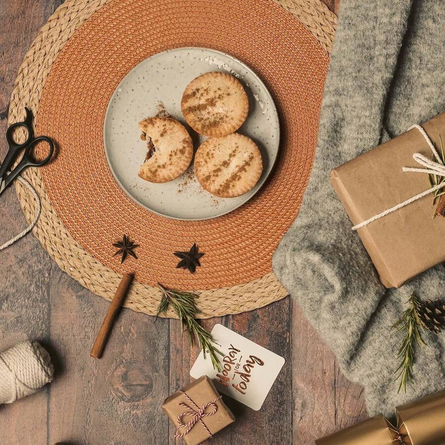 4/6pcs 15-Inch Round Woven Placemats, Washable, Wide Edge Design, Suitable For Home, Dining Table Decor, Christmas Party Decoration