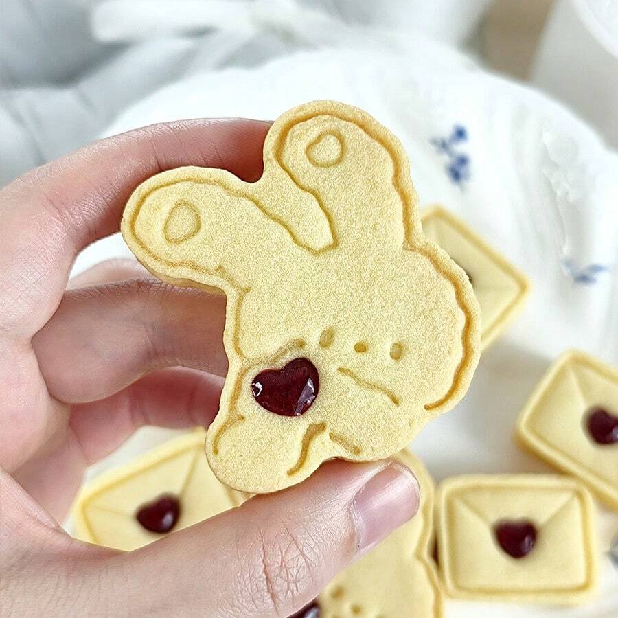 3Pcs Cute Bunny Envelope Cookie Cutter Set, Heart Detail Embossing Baking Molds For Sweet Style DIY Dessert & Handmade Treat Gift - View 1