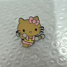 SANRIO 1件可愛卡通三麗鷗胸針，萬聖節與聖誕節金屬徽章，Hello Kitty胸針，柔軟甜美貓咪合金包包飾品針 - 彩色 - 查看 13