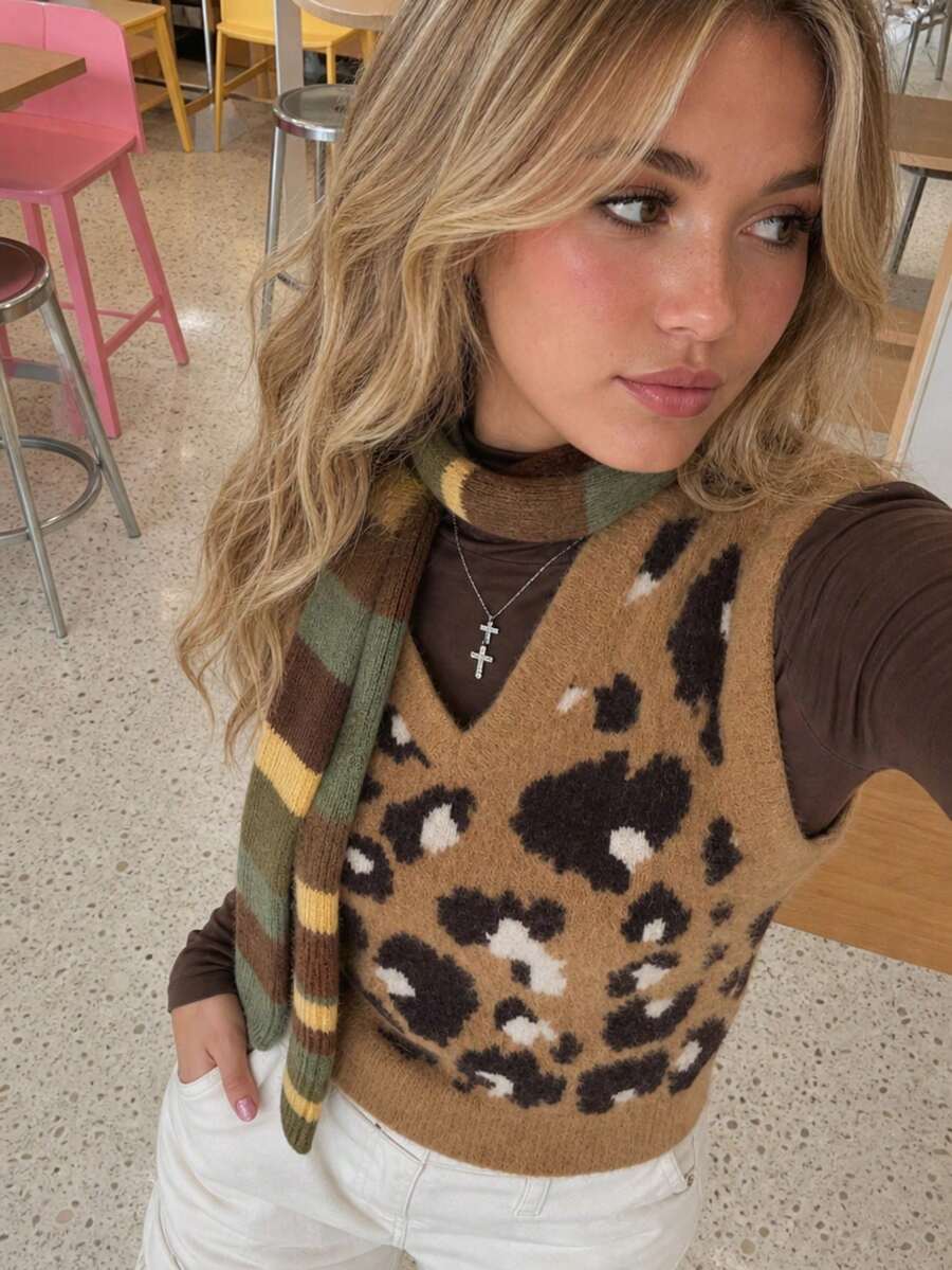 Rompi Pullover Leher V Motif Leopard Berbulu Kasual Musim Gugur Terbaru untuk Wanita - Mocha Brown - View 1