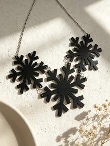 1pc Winter Christmas Snowflake Decor Neck Accessory Holiday Party Personalized Double Layer PU Leather Necklace - Multicolor - View 4