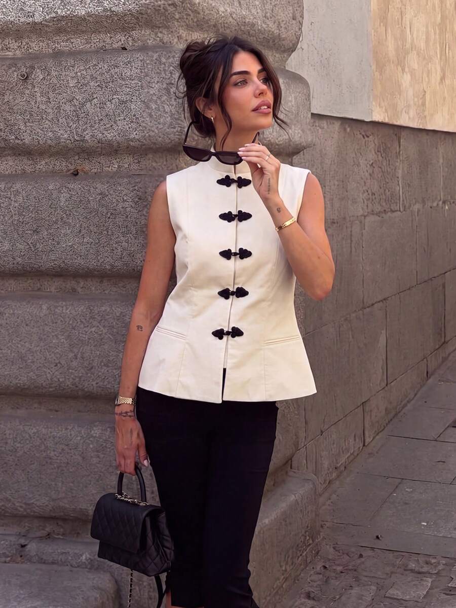 GMFP Women's European & American Style Minimalist Elegant Versatile Solid Color Sleeveless Fitted Tank Top, Suitable For Holiday Outfits - Beige - View 1