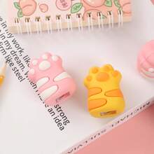 1pc Cat Paw Pencil Sharpener, Cartoon Pencil Sharpener, Mini Pencil Sharpener, Portable Pencil Cutter, Manual Pencil Sharpener, Handheld Pencil Sharpener, Children's Stationery, Student School Supplies, Animal Shaped Pencil Sharpener, Classroom Prize Gift - Color Style Randomized - View 3