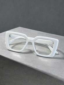W52 White