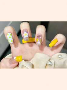 Christmas Gradient Color DIY Self-Adhesive Nail Art Stickers Decoration Strips, Suitable For Home, Workplace, Outdoor Travel, Gift Giving And Nail Salon - Multicolor - View 6