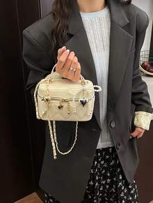 Handbag With Diamond Quilted Smooth Fabric, Pearl Chain Heart-Shaped Pendant Decor, Exquisite Sweet & Cool Vibe, Suitable For Daily Shopping, Dating, Gathering, Travel, Fashion Outfit, Small Square Box Handbag - Beige - View 4